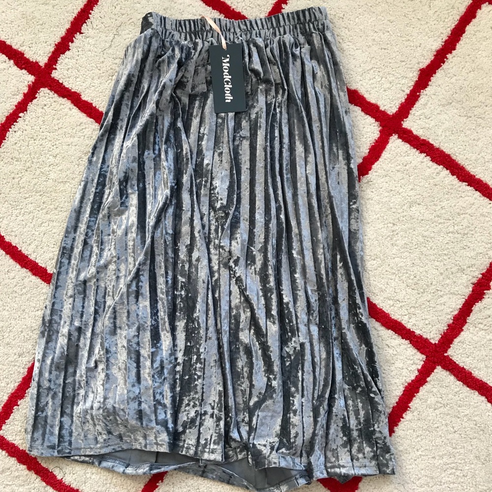Modcloth midi pleated skirt